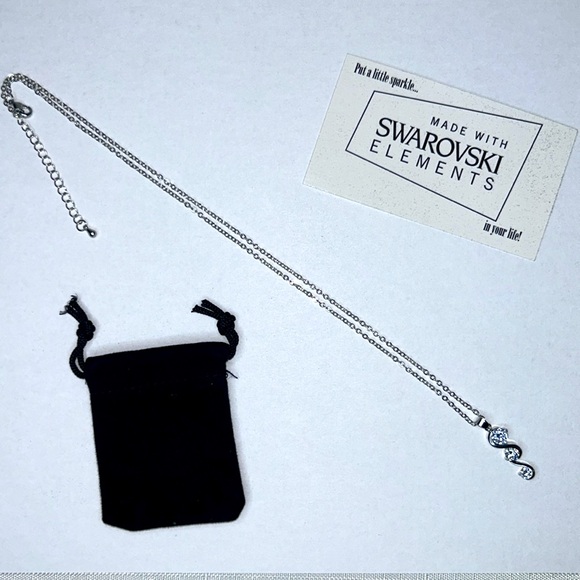 Swarovski Crystal Infinity Triple Stone Pendant Necklace | New With Tags - Picture 3 of 6